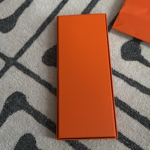 Bundle of Hermes Bags and Boxes - Picture 3 of 7